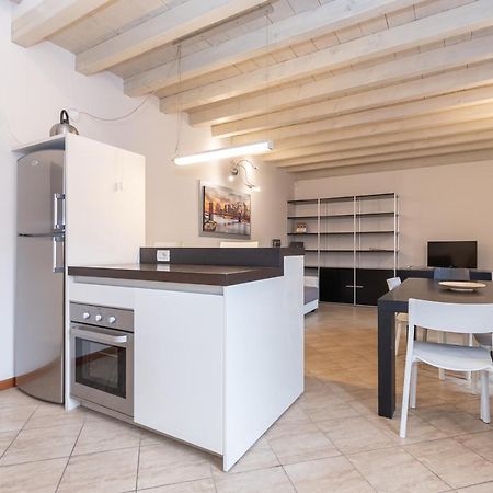 Trilocale Rua Sovera 85 - F&L Aparment Brescia Zewnętrze zdjęcie