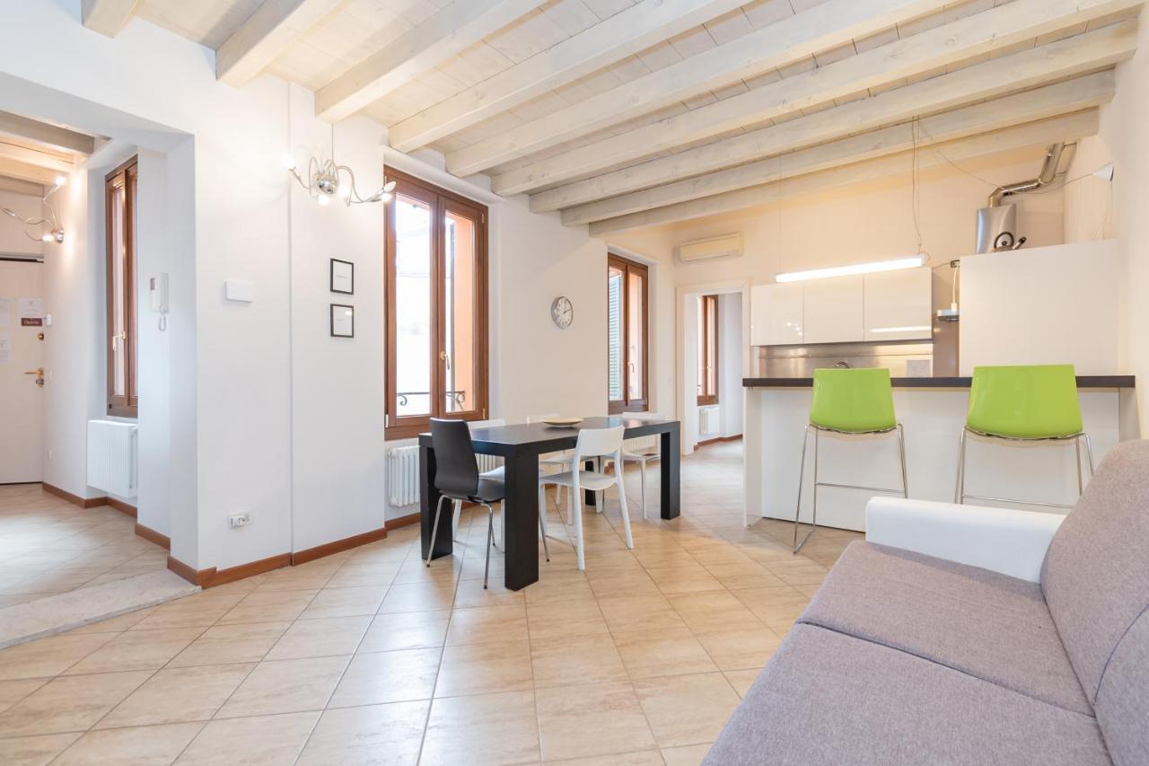 Trilocale Rua Sovera 85 - F&L Aparment Brescia Zewnętrze zdjęcie